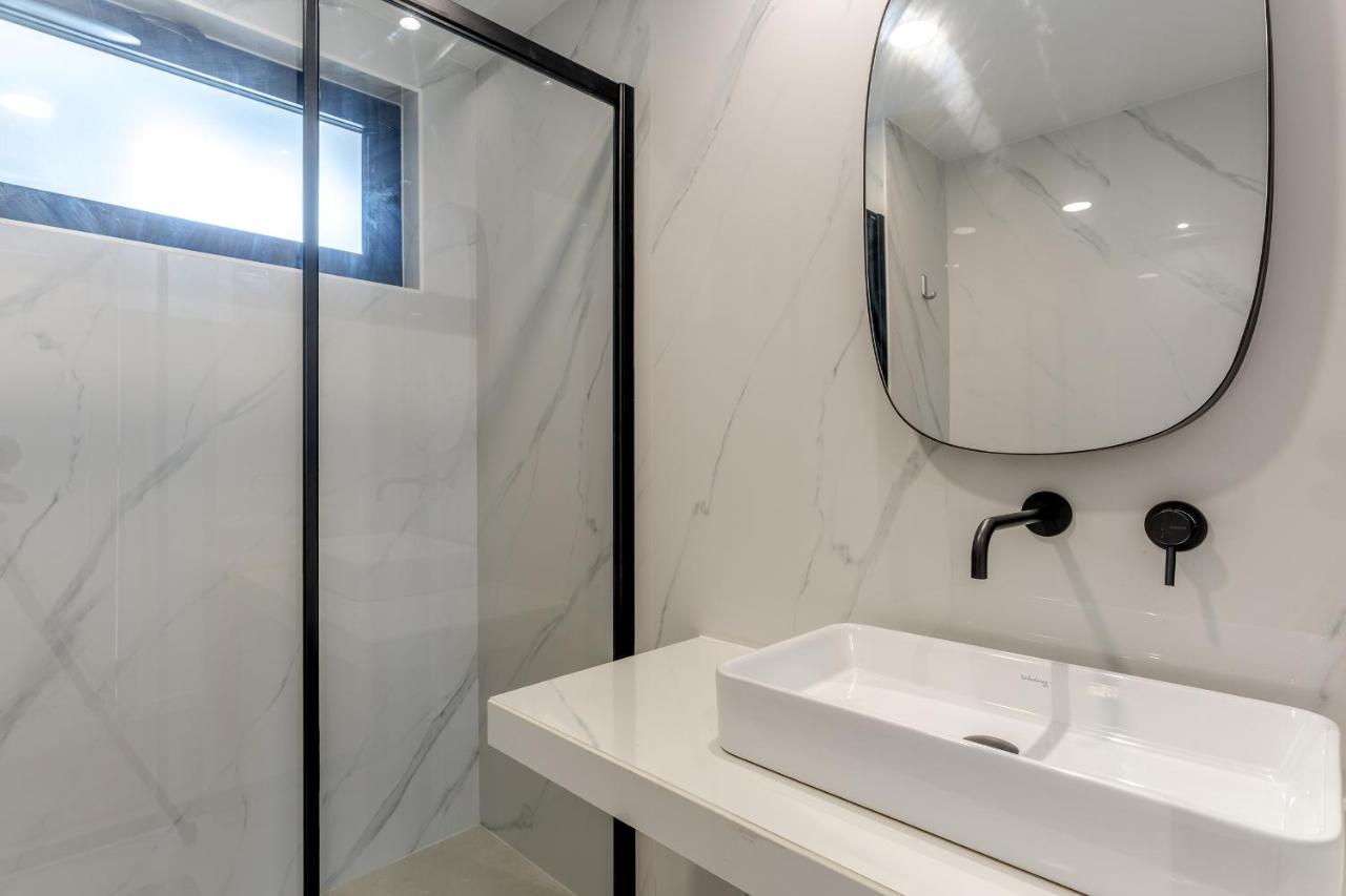 Orquidea Apartment Fenix II By Hr Madeira ฟุงชาล ภายนอก รูปภาพ